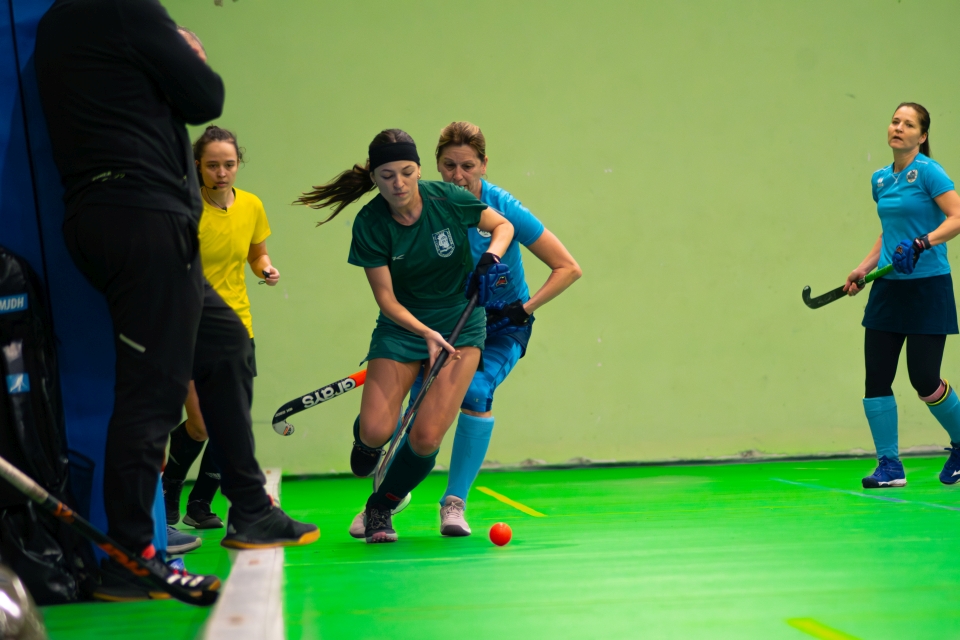 megv&eacute;dte bajnoki c&iacute;m&eacute;t az ahc